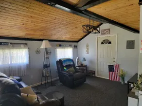 Updated 2 BR Cabin 1 Block From The Lake - Image 3