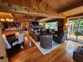 Waterfront Sea Haven East Sooke, house and suite. - Image 4