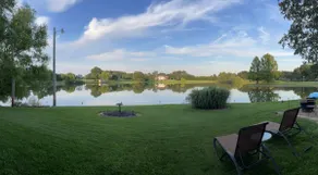Couples Paradise (Lake *fishing* HOT TUB) - Image 4
