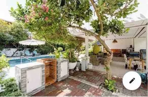 Cozy Guest House, private bathroom and kitchen - Image 5