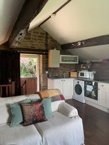 Forest of Dean Romantic & Rustic Holiday Cottage - Image 5