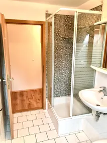 Cozy apartment with good transport connections - Image 2