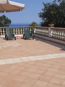Room with sea view - Image 2