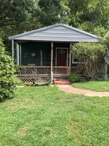 Mel’s country cottage. Country life near the city. - Image 2