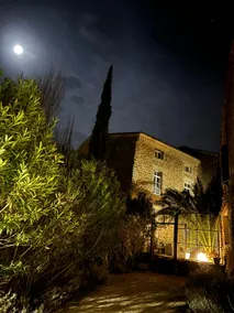 Aiguières in Provence - Image 5