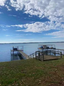 Enjoy Sunsets at Fully Equipped Home on the Lake - Image 4