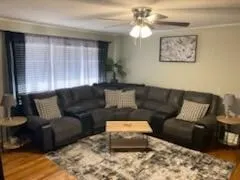3 Bedroom Brick House on a HUGE Lot. Pet Friendly. - Image 5