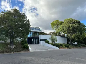 Constantia View MidCentury Suite- 3 bed, 3 bath - Image 2