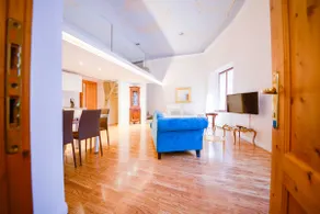 Living The Dream (Loft) - Image 4