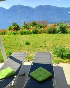New studio apartment: beautiful lake and garden views - Image 3