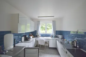 Charmigt 70-talshus med stor trädgård - Image 4