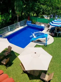 Casa Palomas, air conditioning, and a sliding door. - Image 2
