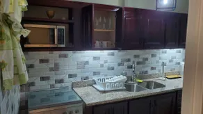 Kingsley's Hillman Apartment - Image 5