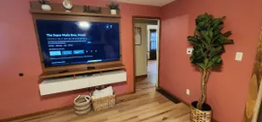 Remodeled, Pretty & Comfortable House - Image 5