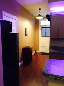 LUXE Suite - Historic Soulard (safe location) - Image 3