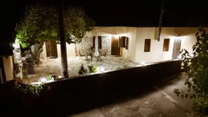 Nikolas House - Image 5