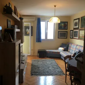 Modern Cosy Apartment Budva - Image 4