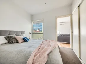 Bellerive Marina View Apartment - Sunny + Views - Image 5