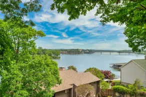 Fabulous Lake Condo@ Southshore! Modern! Views! - Image 2
