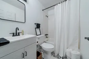 Renovated Haymount Home.Less than 10 min from I-95 - Image 5