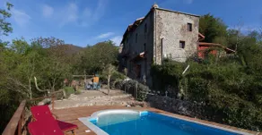 Historic vacation home with pool - Image 2