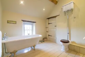 Luxury 18th Century Peak District Cottage For 16 - Image 5