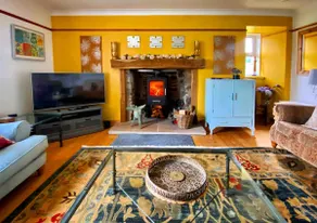 InEdra Farmhouse- Pitlochry with wood fired HotTub - Image 5