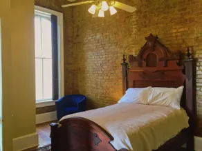 St. Charles Place Loft/Apartment - Image 3