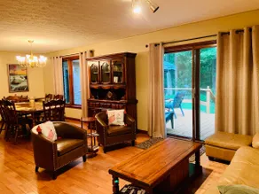 Kellar Country House 5+Acres Private! Fresh Air - Image 2