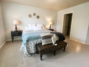 Parkside Retreat with Yard & BBQ, Family-friendly - Image 3