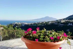 MamaDeGy, 6 bed, parking space, Sorrento Coast - Image 3