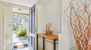 Coorong Quays, waterfront townhouse with views. - Image 2