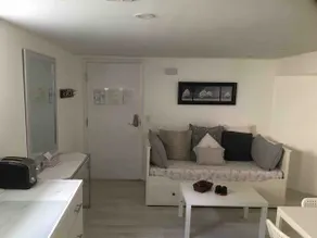 1 Bedroom Apartment, 5m to Hwy417, 15m to Downtown - Image 4
