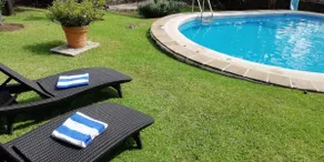 Beautiful and cozy guest house with pool - Image 3