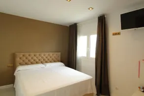 Villa Paradise , playa privada a 10 minutos de Sitges - Image 4