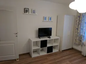 Modern apartment, 1 bedroom + livingroom - Image 2