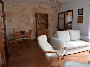A detached house with a patio in the center of Ciutadella - Image 3