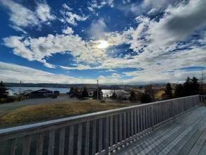 Large 3 Bedroom Getaway in Sunnyside - Image 3