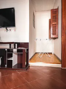 1-bedroom apartment, on the ground floor and parking - Image 2
