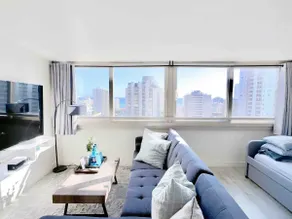 25FL-Renovated-1BR w/Spectacular Views-Waikiki - Image 3