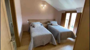 Apartment 4 - Image 3