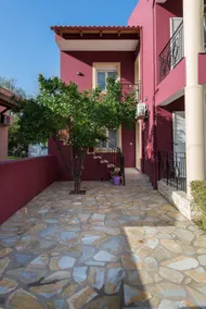 Cosy 3bedroom Apartment - Image 2