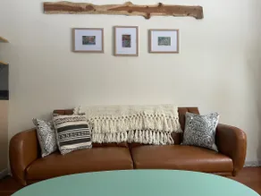Hidden Northfield Cottage - Image 4
