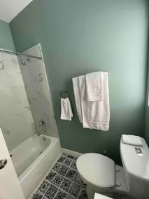 Cheerful 1-bedroom in Heart of Downtown (Unit #3) - Image 2