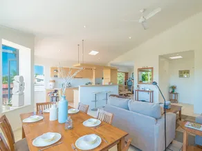 Noosaville River View Apartment - Drifters - Image 3