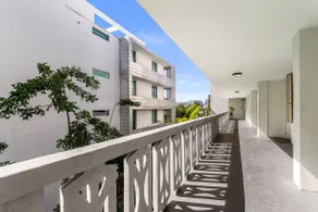 TOP MODERN apartment in Miami Beach. - Image 4