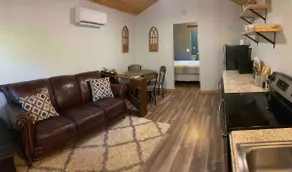 Cana Cottage | Farm Stay - Image 4