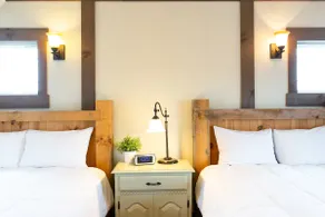 Luxury 2-Bedroom Cottage in Downtown Berlin - Image 2