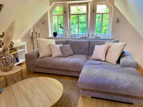 Cozy attic apartment - Image 5
