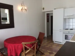 Apartment in a former convent near Orléans - Image 5